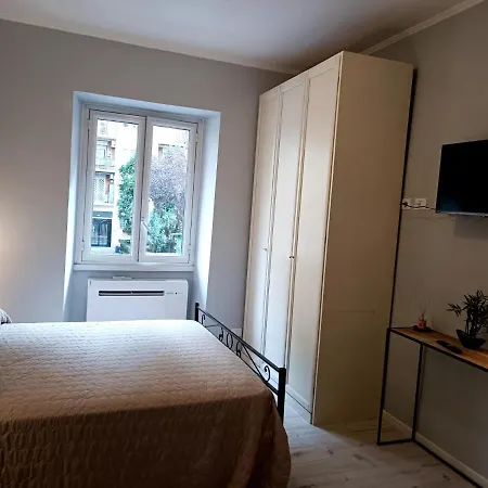 Casa Paolina A Metro San Paolo Apartment